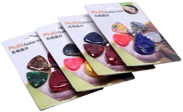 НАБОР: 4 медиатора для гитары из целлулоида + КОНТЕЙНЕР