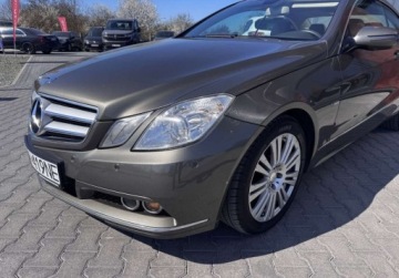Mercedes Klasa E W212 Coupe 250 CDI BlueEFFICIENCY 204KM 2010 Mercedes-Benz Klasa E bezwypadekserwisautomat 2.1 Diesel 204KM, zdjęcie 7