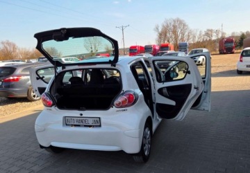 Toyota Aygo I Hatchback 5d Facelifting 1.0 VVT-i 68KM 2012 Toyota Aygo 1,0 Klima 68 km Benzyna 68KM, zdjęcie 22