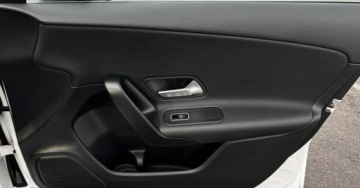 Mercedes Klasa A W177/V177 Hatchback 1.3 200 163KM 2022 Mercedes-Benz Klasa A Salon PL Od Dealera Tempomat Reflektory LED Kamera C, zdjęcie 19