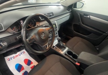 Volkswagen Passat B7 Variant 1.6 TDI CR DPF BlueMotion 105KM 2014 Volkswagen Passat Salon Polska Gwarancja 1.6 Diesel 105KM, zdjęcie 4