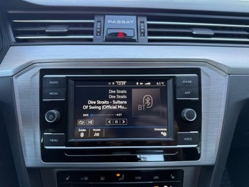 Volkswagen Passat B8 Limousine Facelifting 1.5 TSI EVO 150KM 2021 Volkswagen Passat 1.5TSI 150KM LED CzujnikiParkowania SalonPL NiskiPrzebie, zdjęcie 19