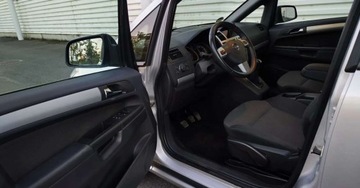 Opel Zafira B 1.7 CDTI Ecotec 110KM 2014 Opel Zafira Opel Zafira 1.7 Diesel 110KM, zdjęcie 13