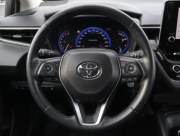 Toyota Corolla XII Sedan Facelifting 1.5 VVT-i 125KM 2023 Toyota Corolla 1.5 VVT-i, Salon Polska, zdjęcie 16