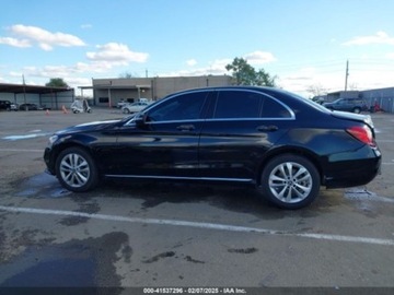 Mercedes Klasa C W205 2019 Mercedes-Benz Klasa C C 300 4maitic 2.0 Benzyna 255KM, zdjęcie 4