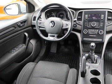 Renault Megane IV Hatchback 5d 1.2 Energy TCe 100KM 2017 Renault Megane 1.2 TCe, Salon Polska, Klima, zdjęcie 6