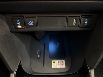 Toyota Yaris IV Cross 1.5 Hybrid 116KM 2022 Toyota Yaris Cross Hybrid 1.5 Adventure 4x4 Toyota, zdjęcie 16