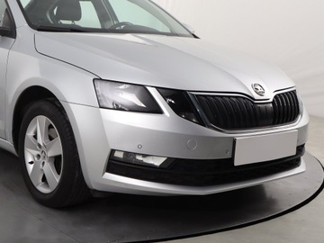 Skoda Octavia III Liftback Facelifting 1.5 TSI ACT 150KM 2019 Skoda Octavia 1.5 TSI, Salon Polska, Klima, zdjęcie 18