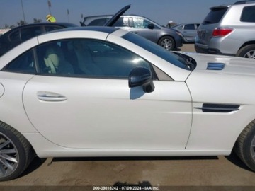 Mercedes SLC 2019 Mercedes-Benz SLC 2019 Mercedes-Benz SLC SLC 300 Roadster 2.0 Benzyna 241KM, zdjęcie 11