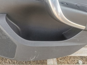 ДВЕРЬ ЗАДНЯЯ ПРАВАЯ КОЖАНАЯ OPEL INSIGNIA A