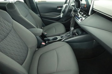 Toyota Corolla XII Sedan 1.5 VVT-i 125KM 2022 Toyota Corolla 1.5 VVT-i, Salon Polska, zdjęcie 6