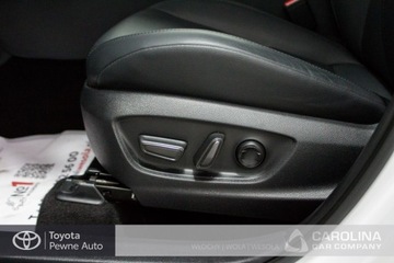 Toyota C-HR II SUV 2.0 Hybrid Dynamic Force 197KM 2024 Toyota C-HR 2.0 Hybrid Dynamic Force Executive Nav, zdjęcie 11