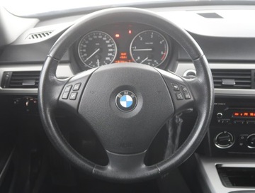 BMW Seria 3 E90-91-92-93 Touring E91 2.0 318d 143KM 2008 BMW 3 318 d, Klima ,Bezkolizyjny, Parktronic,ALU, zdjęcie 13