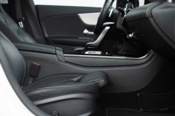 Mercedes CLA C118/X118 2019 Mercedes-Benz CLA 200 Shooting Brake AMG Line 79 000 KM Salon PL Autot, zdjęcie 26