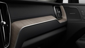 Volvo XC60 II 2026 Volvo XC 60 Ultra Dark B5 AWD mild hybrid Benzyna, zdjęcie 14