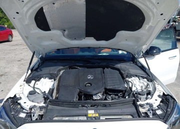 Mercedes Klasa C W206 Limuzyna 2.0 300 258KM 2024 Mercedes-Benz Klasa C MERCEDES-BENZ C 300 2.0 Benzyna 259KM, zdjęcie 7