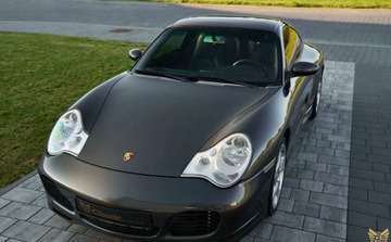 Porsche 911 Carrera 4S