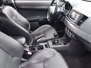 Mitsubishi Lancer IX Sedan 2.0 DID DOHC 140KM 2007 Mitsubishi Lancer 2.0 DI-D, Xenon, Klima, zdjęcie 8