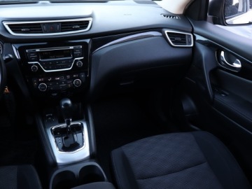 Nissan Qashqai II Crossover 1.2 DIG-T 115KM 2016 Nissan Qashqai 1.2 DIG-T, Salon Polska, Automat, zdjęcie 7