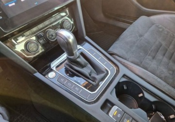 Volkswagen Passat B8 Limousine 1.8 TSI BlueMotion Technology 180KM 2017 Volkswagen Passat 1,8 TSI 180 KM Automat DSG Salon PL ASO Highline, zdjęcie 19