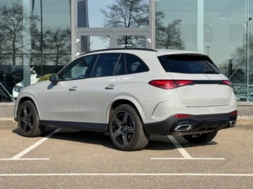 Mercedes GLC C254/X254 Coupe 2.0 220d 197KM 2026 MERCEDES-BENZ GLC 220 d 4-Matic AMG Line Suv 197KM 2026, zdjęcie 2