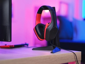 ЛЕГКИЕ ИГРОВЫЕ НАУШНИКИ С ПРОВОДНОЙ ПЕРЕКЛЮЧАТЕЛЕЙ