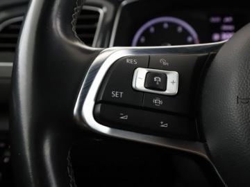 Volkswagen T-Roc I SUV 1.5 TSI ACT 150KM 2019 Volkswagen T-Roc R Line navi klima auto grzane, zdjęcie 31