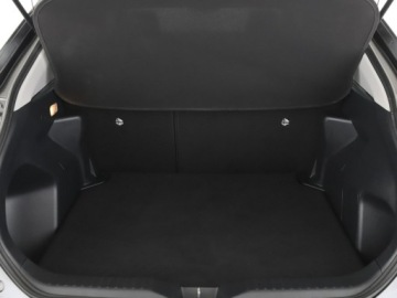 Toyota 2022 Toyota Yaris Cross hybryda automat kamera ACC, zdjęcie 19