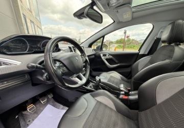 Peugeot 2008 I SUV Facelifting 1.2 PureTech 110KM 2019 Peugeot 2008 1.2 Benzyna 110KM, zdjęcie 21