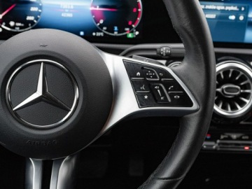Mercedes Klasa A W177/V177 Sedan Facelifting 2.0 200d 150KM 2023 Mercedes A 200 GD8K609#200 d Progressive 8G-DCT, zdjęcie 16