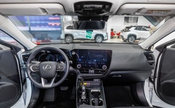 Lexus NX II SUV Facelifting 2.5 350h 243KM 2024 Lexus NX 350h Omotenashi AWD 2.5 Hybryda 243KM, zdjęcie 5