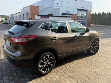 Nissan Qashqai II Crossover 1.2 DIG-T 115KM 2015 Nissan Qashqai Sliczny Qashqai 1.2Benz.115KM Navi Kamera Grzane Fotele Par, zdjęcie 5
