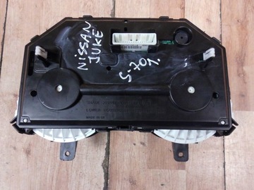 NISSAN JUKE 1.6 DIG-T 2017 MANUÁLNÍ PŘÍSTROJOVÁ DESKA