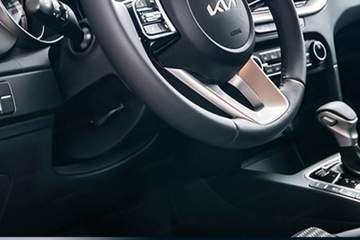Kia Ceed III Hatchback Facelifting  1.5 T-GDI 140KM 2024 Kia Cee&#039;d 1.5 T-GDI DCT Hatchback 140KM 2024, zdjęcie 7