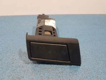 BMW X3 E83 LIFT UCHWYT NA KUBEK CUP HOLDER 3418358 PRAWY