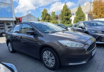 Ford Focus III Sedan Facelifting 1.6 Ti-VCT 105KM 2017 Ford Focus salon Polska 1.6 Benzyna 105KM