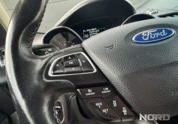 Ford Kuga II SUV 2.0 TDCi 150KM 2016 Ford Kuga Bezwypadkowy, 4x4, FV23, Vignale, KredytowanieLeasing, gwarancja, zdjęcie 27