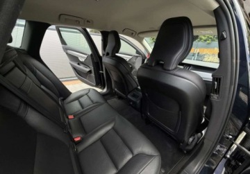 Volvo V90 II Kombi 2.0 D3 150KM 2019 Volvo V90 D3 150KM SKORY NAVIautomat GWARANCJA bezwypadkowy 2.0, zdjęcie 16