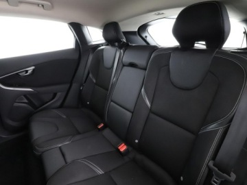 Volvo V40 II 2019 Volvo V40 Momentum navi PDC tempomat LED, zdjęcie 16