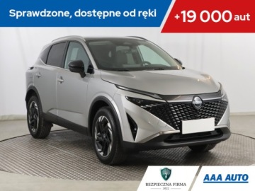 Nissan Qashqai III Crossover Facelifting 1.3 DIG-T MHEV 158KM 2025 Nissan Qashqai 1.3 DIG-T MHEV, 1. Właściciel