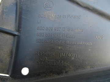 PODBĚH LEVÉ LEVÝ PŘEDNÍ SKODA OCTAVIA III 5E0809957D