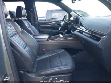 Cadillac Escalade III 2022 Cadillac Escalade 2022r., 4x4, 6.2L 6.2 Benzyna 420KM, zdjęcie 4