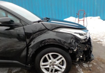 Toyota C-HR I Crossover Facelifting 1.8 Hybrid 122KM 2023 Toyota C-HR Okazja 1.8 Hybryda 122KM, zdjęcie 17