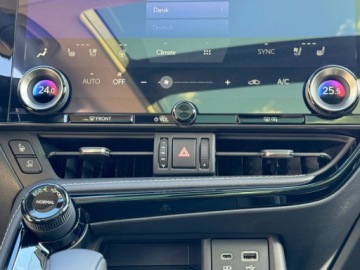 Lexus NX II SUV Facelifting 2.5 350h 200KM 2026 LEXUS NX 350h Omotenashi 2.5 Hybrid AWD Suv 200KM 2026, zdjęcie 10