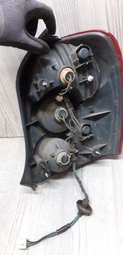 LEVÝ SVĚTLO ZADNÍ MAZDA 323F BJ 2000-2003