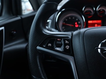 Opel Astra J Sports Tourer Facelifting 1.4 Turbo ECOTEC 120KM 2014 Opel Astra 1.4 T, Xenon, Bi-Xenon, Klima, zdjęcie 15