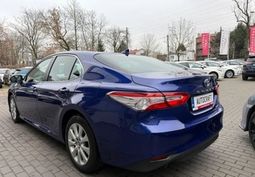 Toyota Camry IX Sedan 2.5 Hybrid Dynamic Force 218KM 2020 Toyota Camry Salon Polska, Serwis ASO, Gwarancja 2.5 Hybryda 218KM, zdjęcie 24