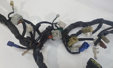 Установка основного ремня безопасности Yamaha Fz1 Fazer 06-15