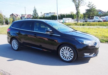 Ford Focus III Kombi Facelifting 1.0 EcoBoost 125KM 2016 Ford Focus 1,0 Benz. 125 KM, Titanium, Bardzo Zadbany Benzyna 125KM, zdjęcie 4