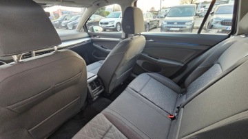 Volkswagen Golf VIII Hatchback Facelifting 2.0 TDI SCR 116KM 2025 Volkswagen Golf Variant Life 2.0 TDI 116 KM 6-bieg, zdjęcie 24